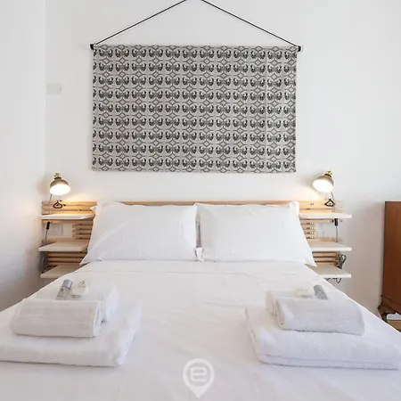 Estay - Via Roma Retreat *